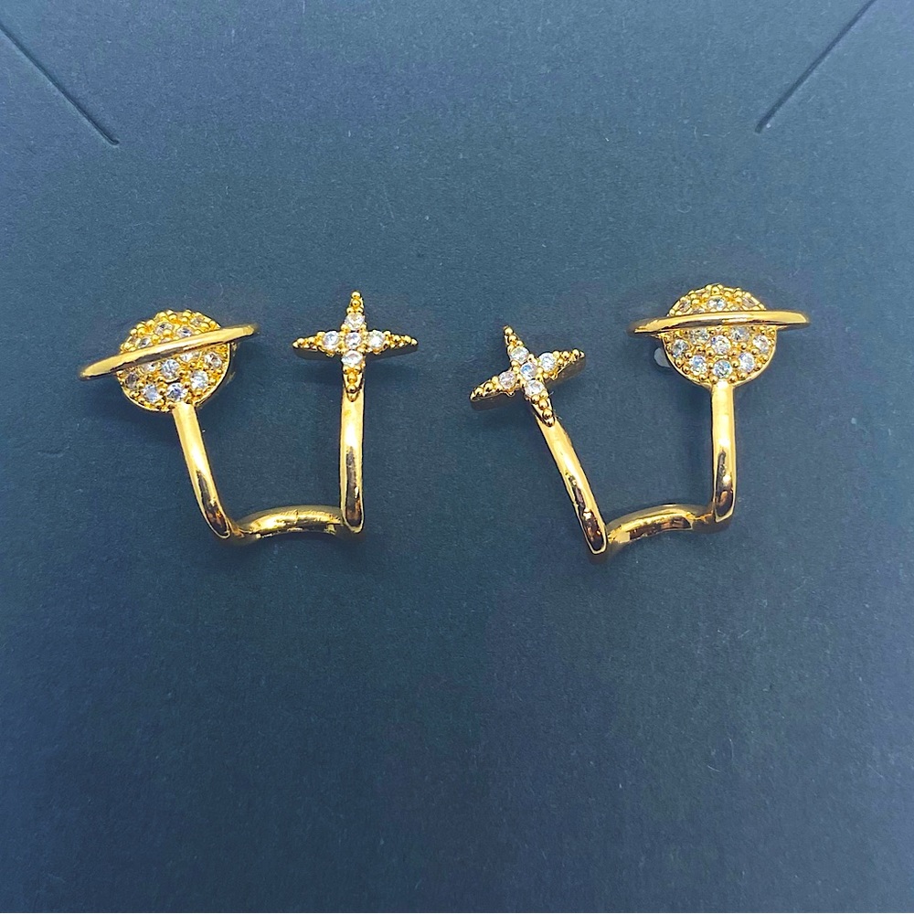 18kt gold plated Celestial earrings NWOT